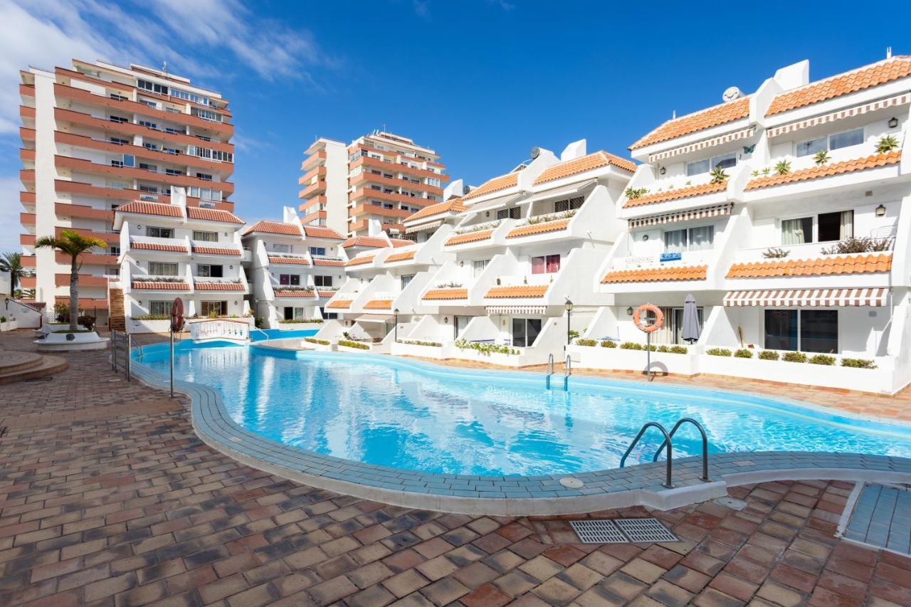 Precioso Alojamiento Con Piscina En Urbanización Apartamento