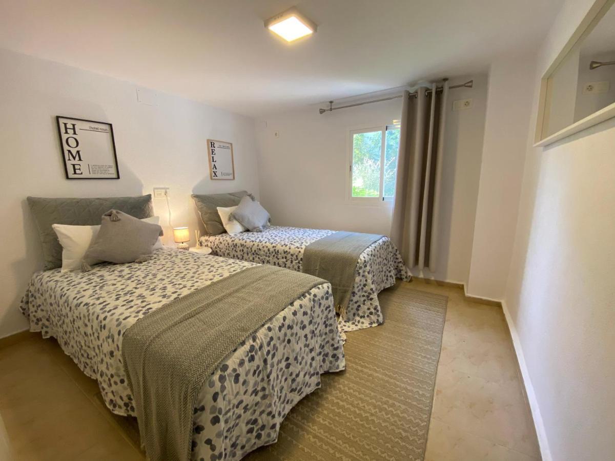 Private Pool & Garden - Walk To & Сasa de vacaciones *