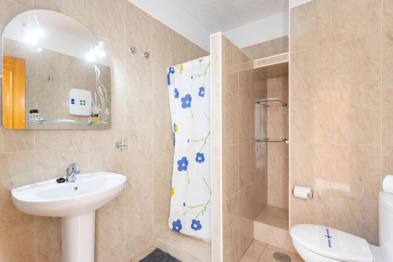 Precioso Alojamiento Con Piscina En Urbanización Apartamento