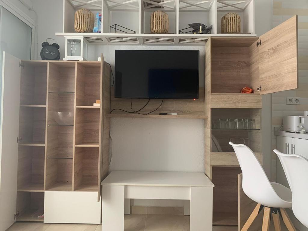 Lovely 1bedroom Renewed With 3 Pools Apartment