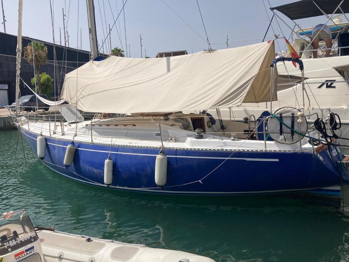 Botel Boat Barcelona Sant Adria de Besos