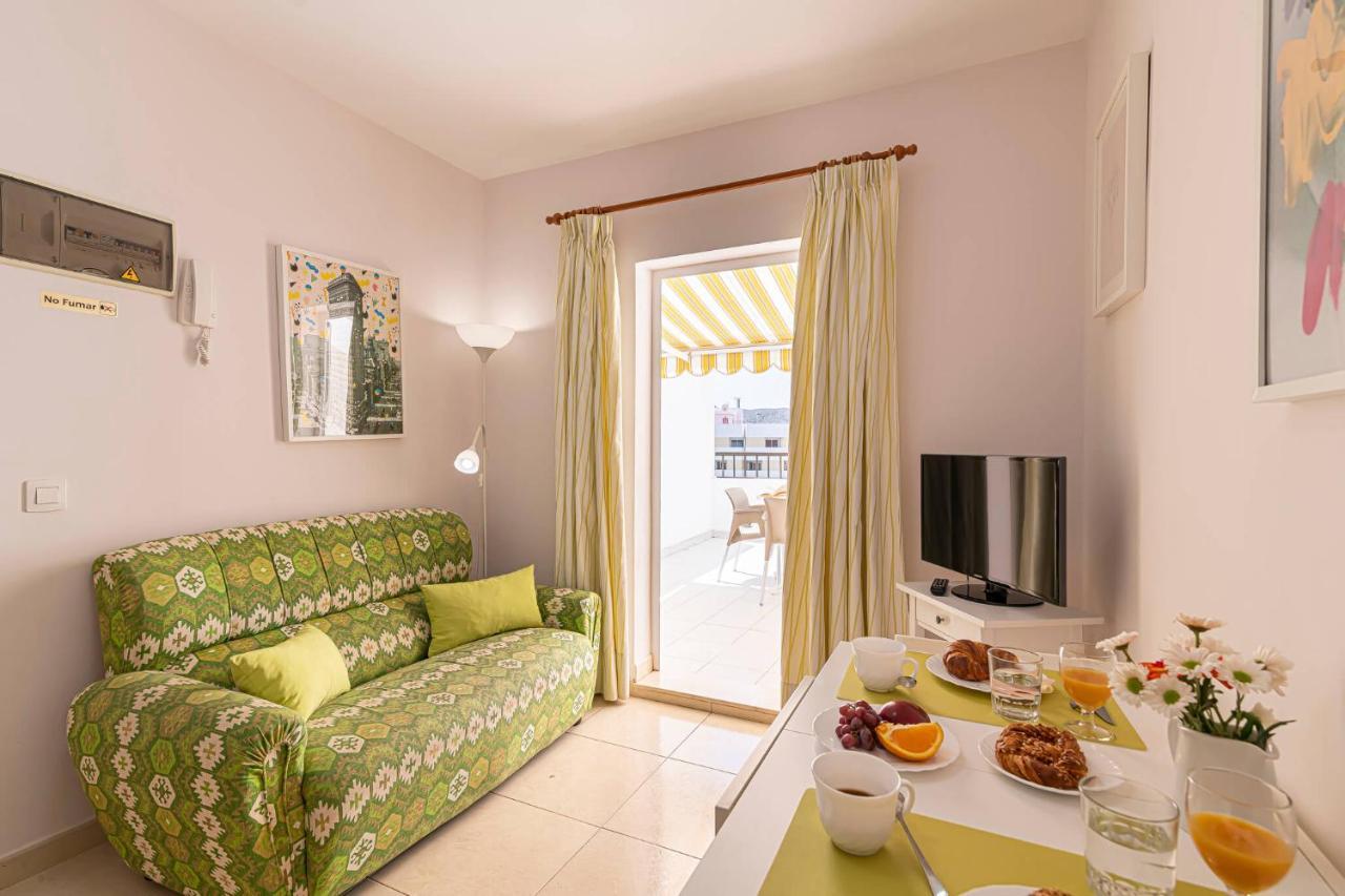 En El Centro De Cristianos Apartamento Arona (Tenerife)
