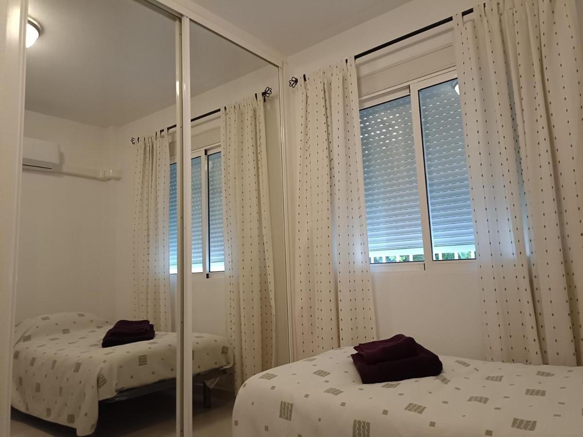 Holiday home Maison Entiere Avec Piscine, Wifi, Grand Solarium Et Terrain Arbore