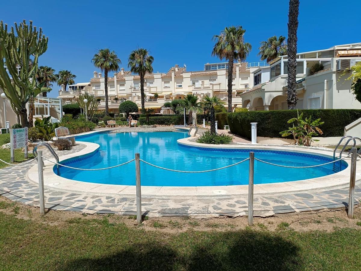 Holiday home Maison Entiere Avec Piscine, Wifi, Grand Solarium Et Terrain Arbore *