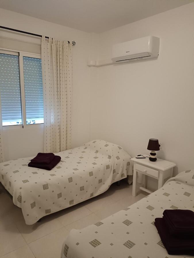Maison Entiere Avec Piscine, Wifi, Grand Solarium Et Terrain Arbore Orihuela