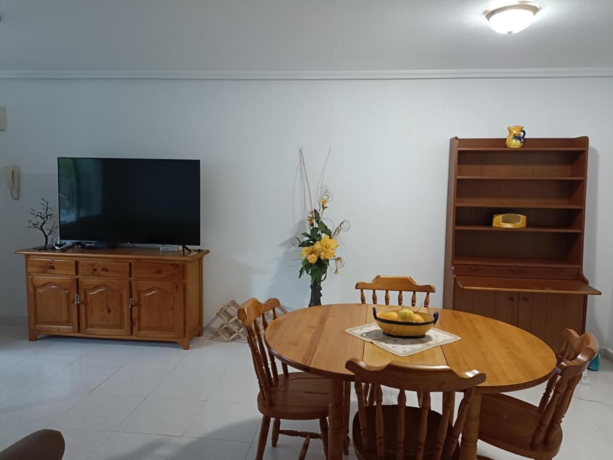 Maison Entiere Avec Piscine, Wifi, Grand Solarium Et Terrain Arbore Holiday home