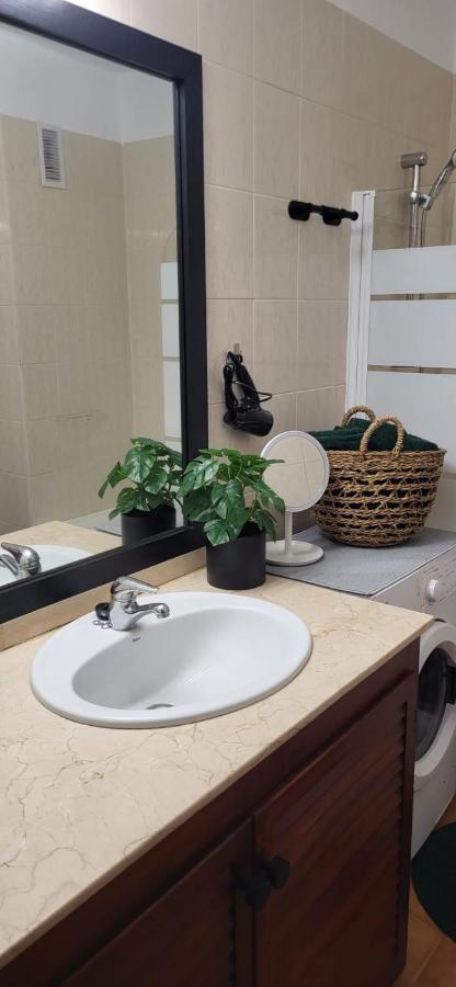 Amarilla-parque Albatros Apartamento San Miguel de Abona