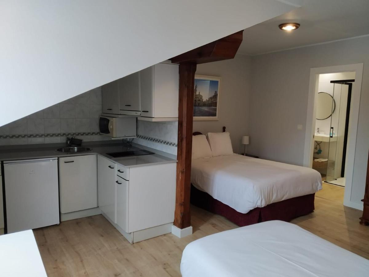 Puerto De Apartahotel