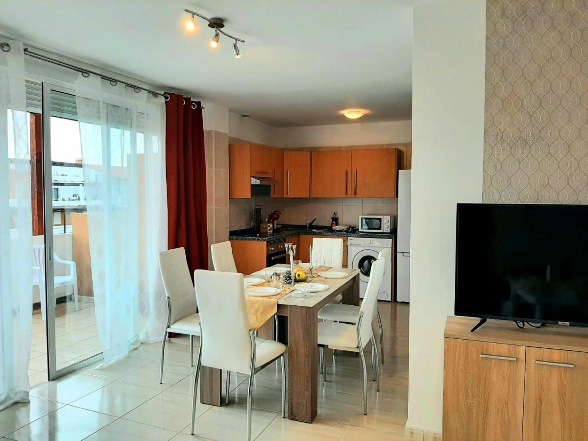 Apartment Comfortable 2-bedrooms Unit With Pool *