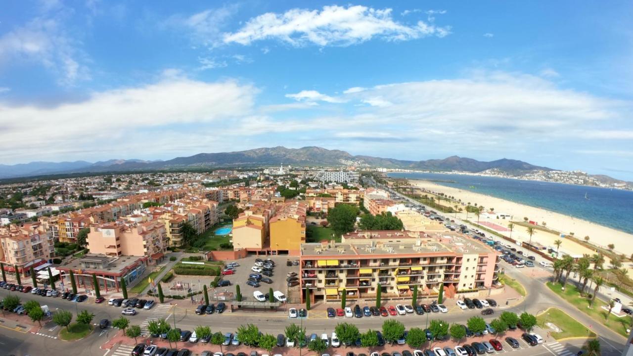 Bay View Apartment