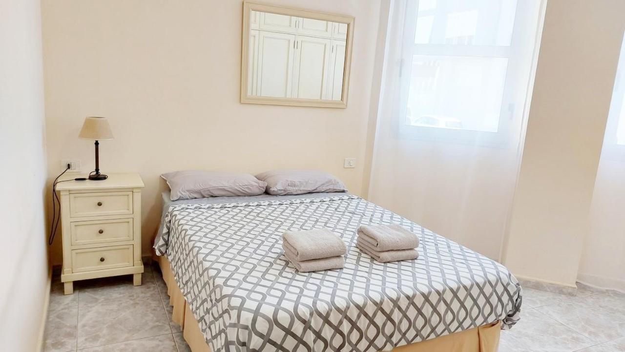 Centric 2 Bedrooms Near To The - By Tenerifehints Apartment *