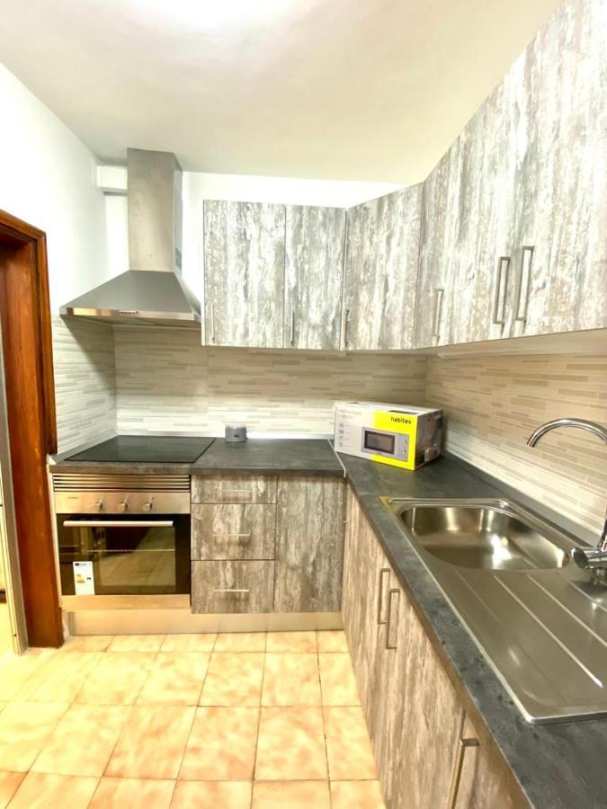Playeros 2 Bedrooms In Los Cristianos. * Los Cristianos (Tenerife)