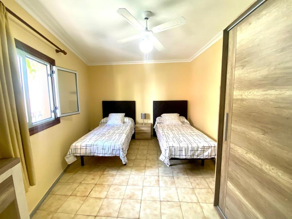 Playeros 2 Bedrooms In Los Cristianos.