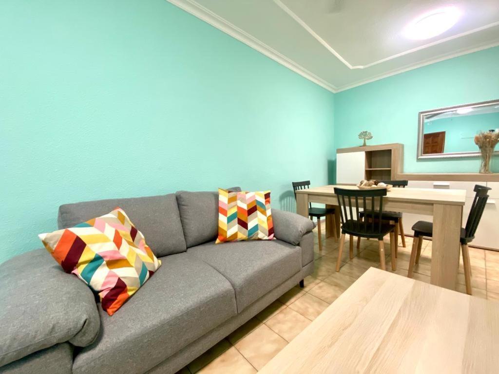 Playeros 2 Bedrooms In Los Cristianos. Apartment