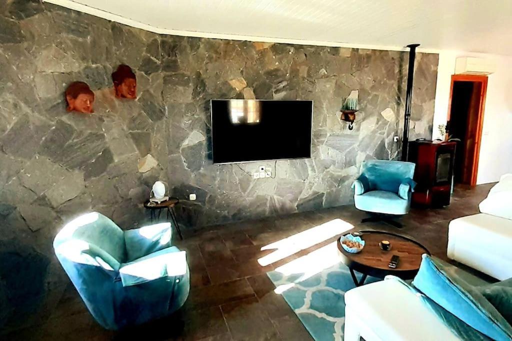 Charming La Mar *