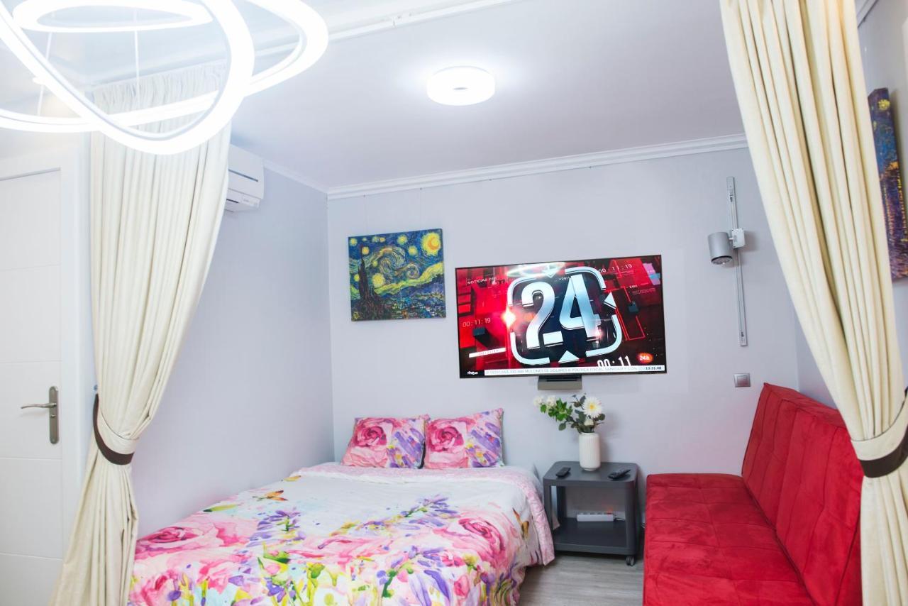 Camp Nou, Europa Fira - Modern Two-bedroom With Heating * L'Hospitalet de Llobregat