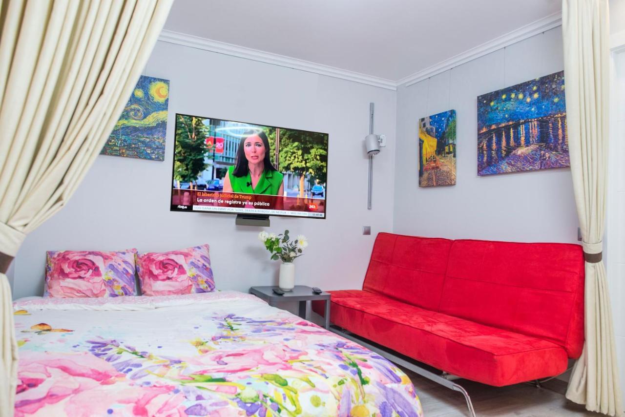 Apartamento Camp Nou, Europa Fira - Modern Two-bedroom With Heating *