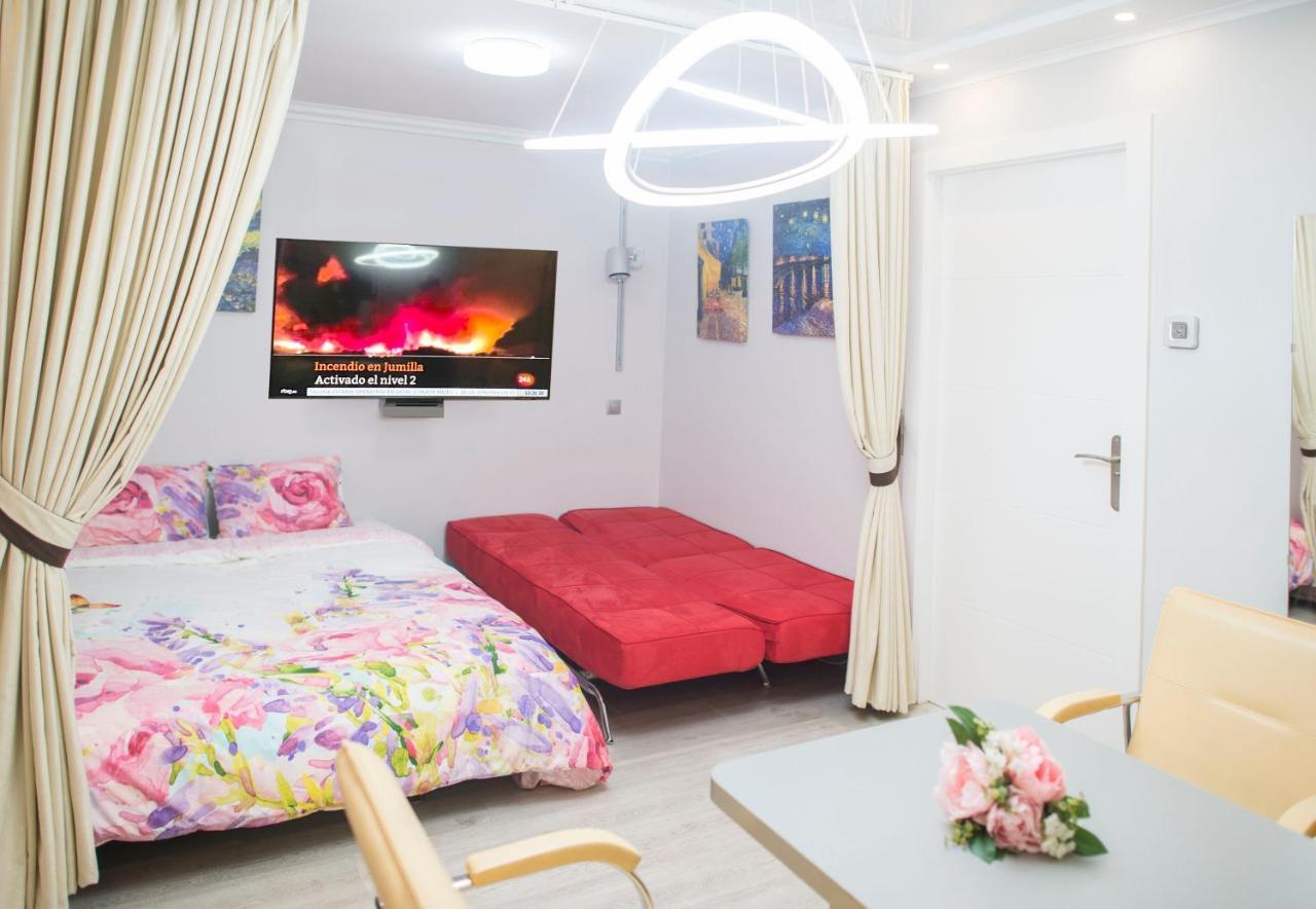 Camp Nou, Europa Fira - Modern Two-bedroom With Heating * L'Hospitalet de Llobregat