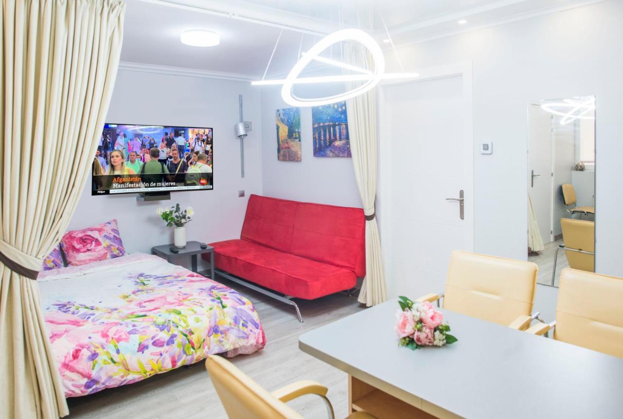 Apartamento Camp Nou, Europa Fira - Modern Two-bedroom With Heating L'Hospitalet de Llobregat