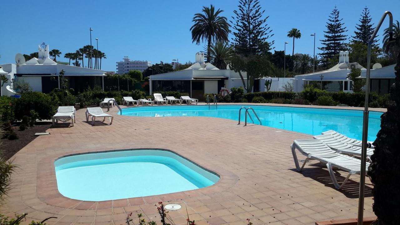 Bungalow 2-4 With Jacuzzi Apartamento *