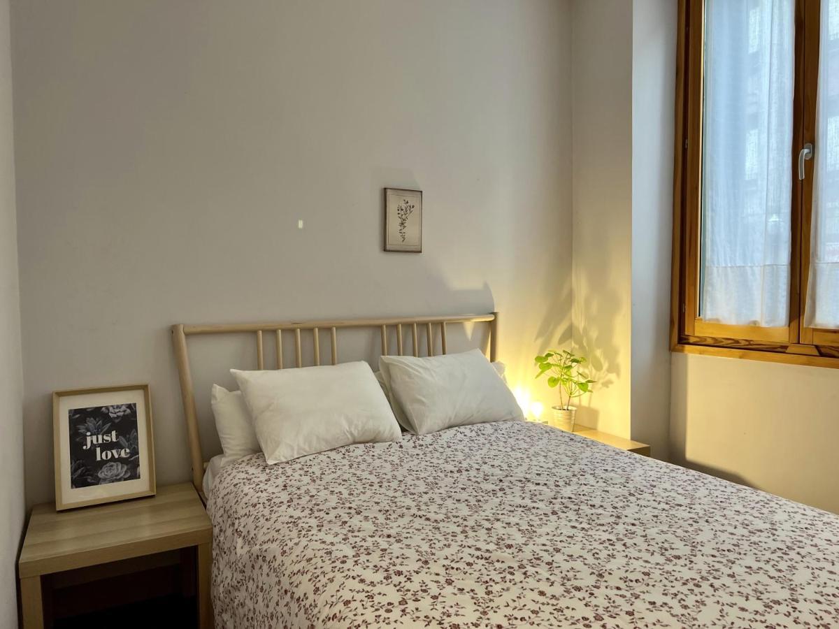 Apartment Isozaki. 5 Dormitorios Y Jardin Privado Al Lado Del Guggenheim Bilbao