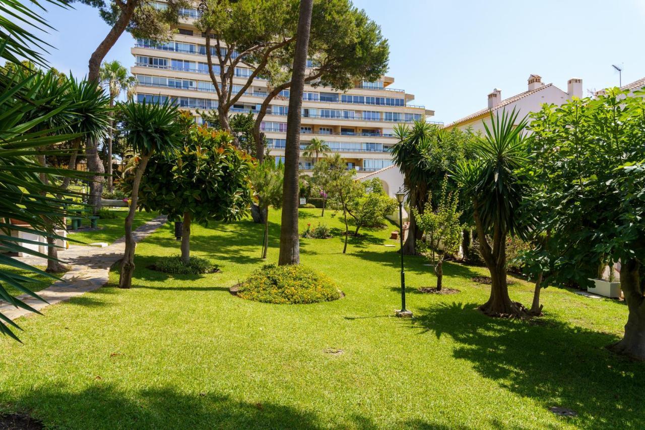 Living On The , First Line + Big Terrace Views Apartamento Benalmádena