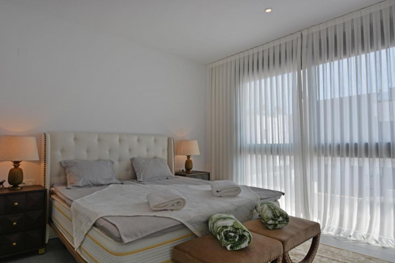 Luxury By Nras *