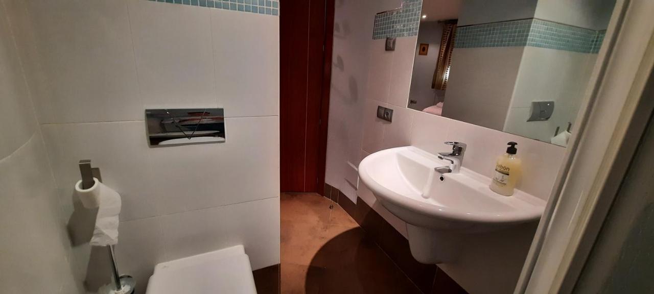 Palacio Sirvente Mieres Apartamento *
