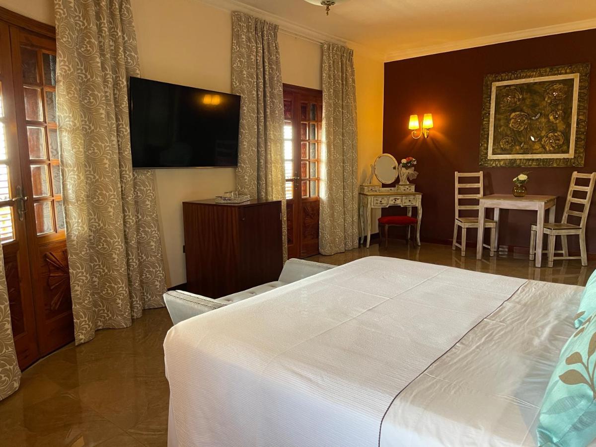 Hotel Il Sogno Di Gio Della Laguna Solo No Fumadores La Laguna (Tenerife)