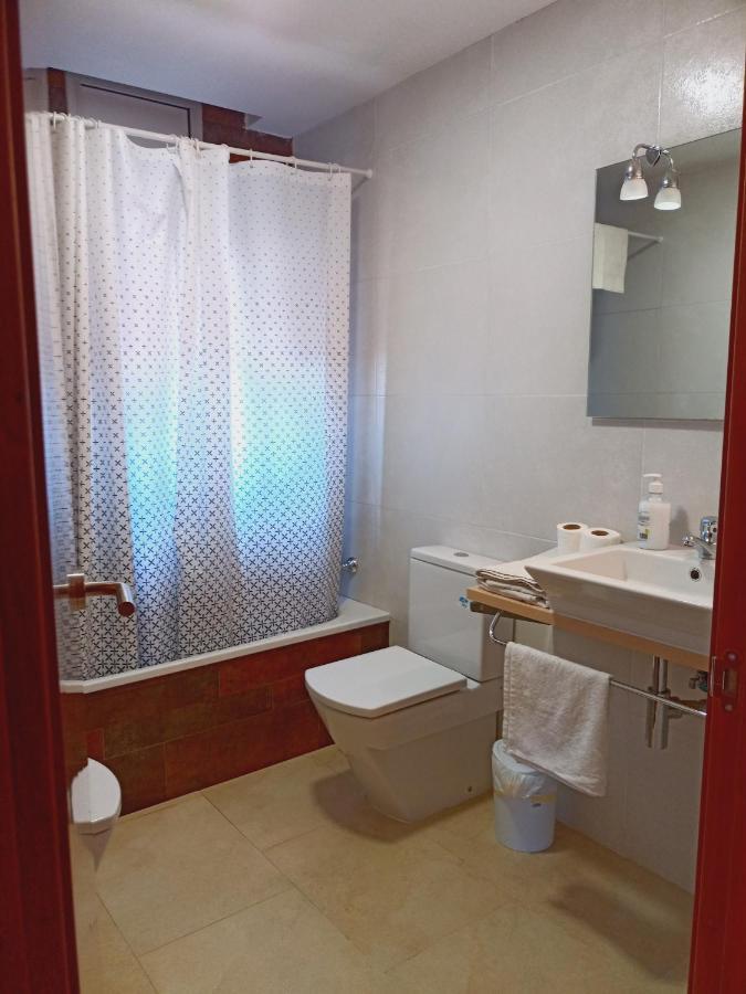 Amplio Con Jardin Y Zona Barbacoa. Holiday home