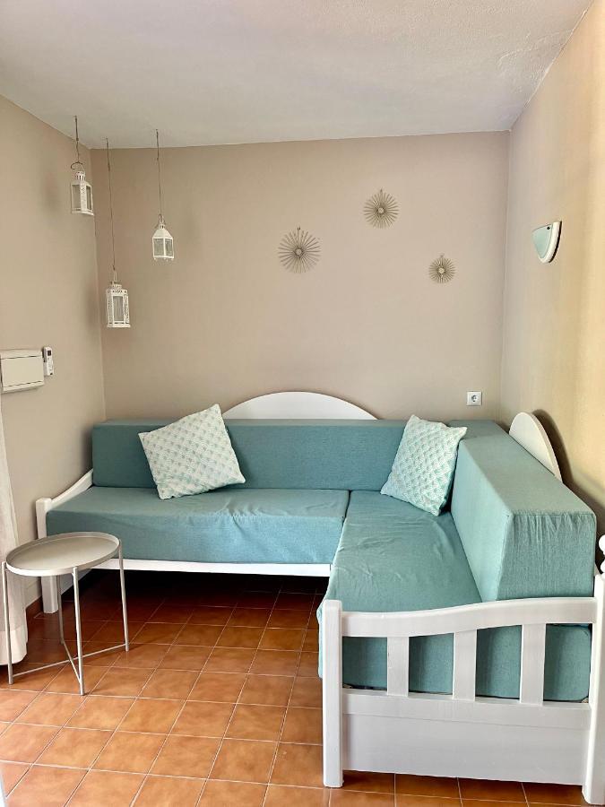 Bonito Con Terraza, Jardin Y Piscina Apartment