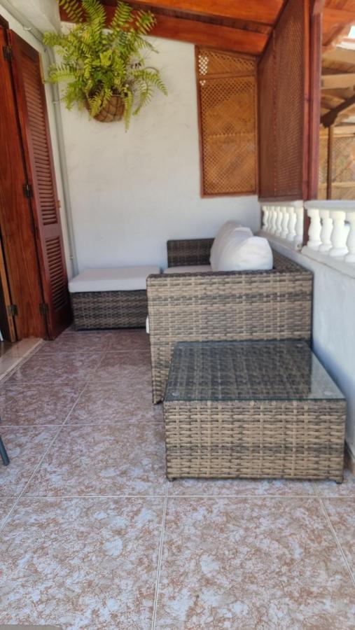 La Palmera1 Casa Al Primer Piso Con 2 - Two Bedroom House On The First Floor --- La Palmera 2 Casa En Planta Baja Con 1 Dormitorio, One Bedroom House On The Ground Floor Сasa de vacaciones *