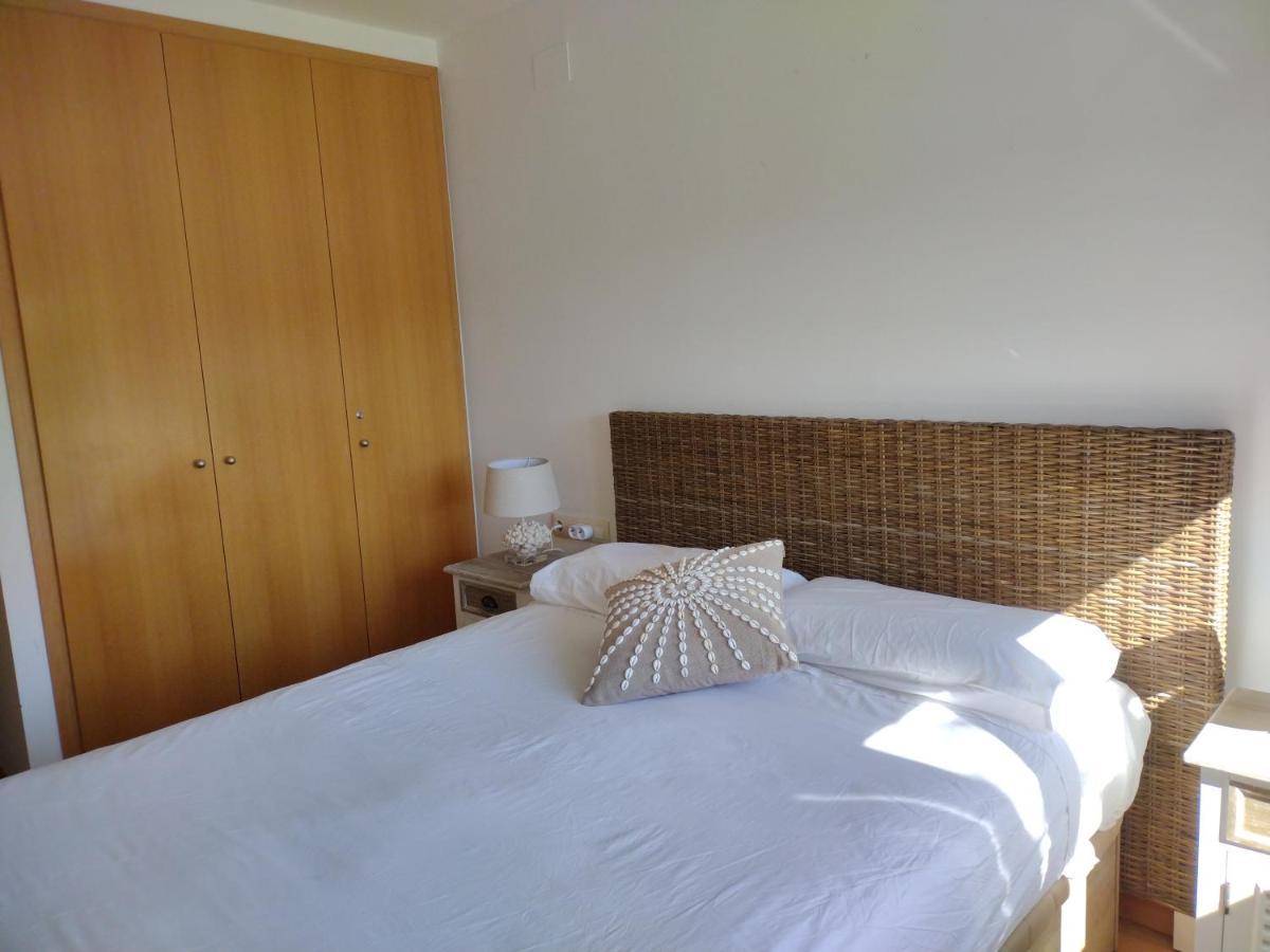 Apartamento Encantador Familiar 4 Px Con Terraza, Parking Y Wi-fi En Llançà
