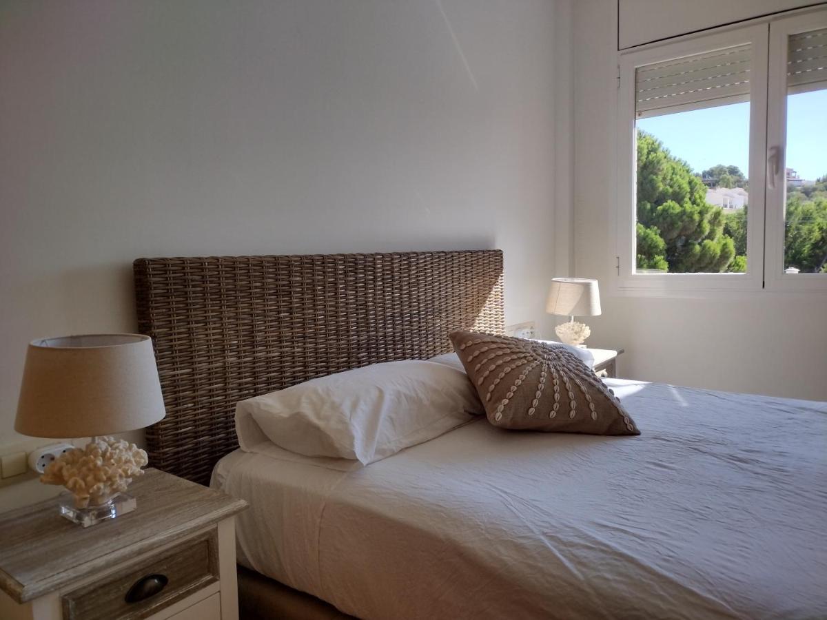 Apartamento Encantador Familiar 4 Px Con Terraza, Parking Y Wi-fi En Llançà