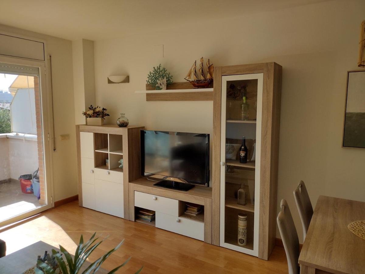 Apartamento Encantador Familiar 4 Px Con Terraza, Parking Y Wi-fi En