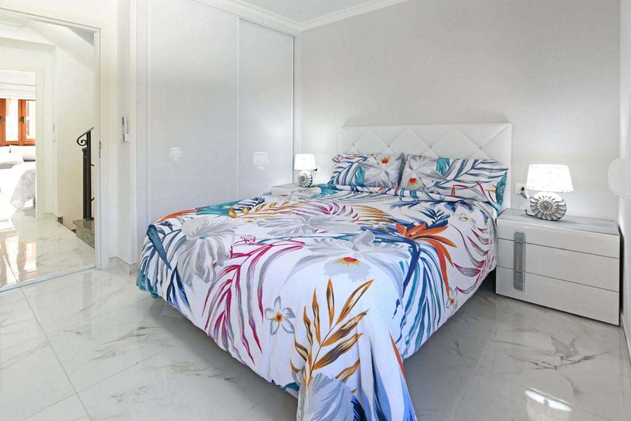 Casa Gerald Costa Del Silencio
