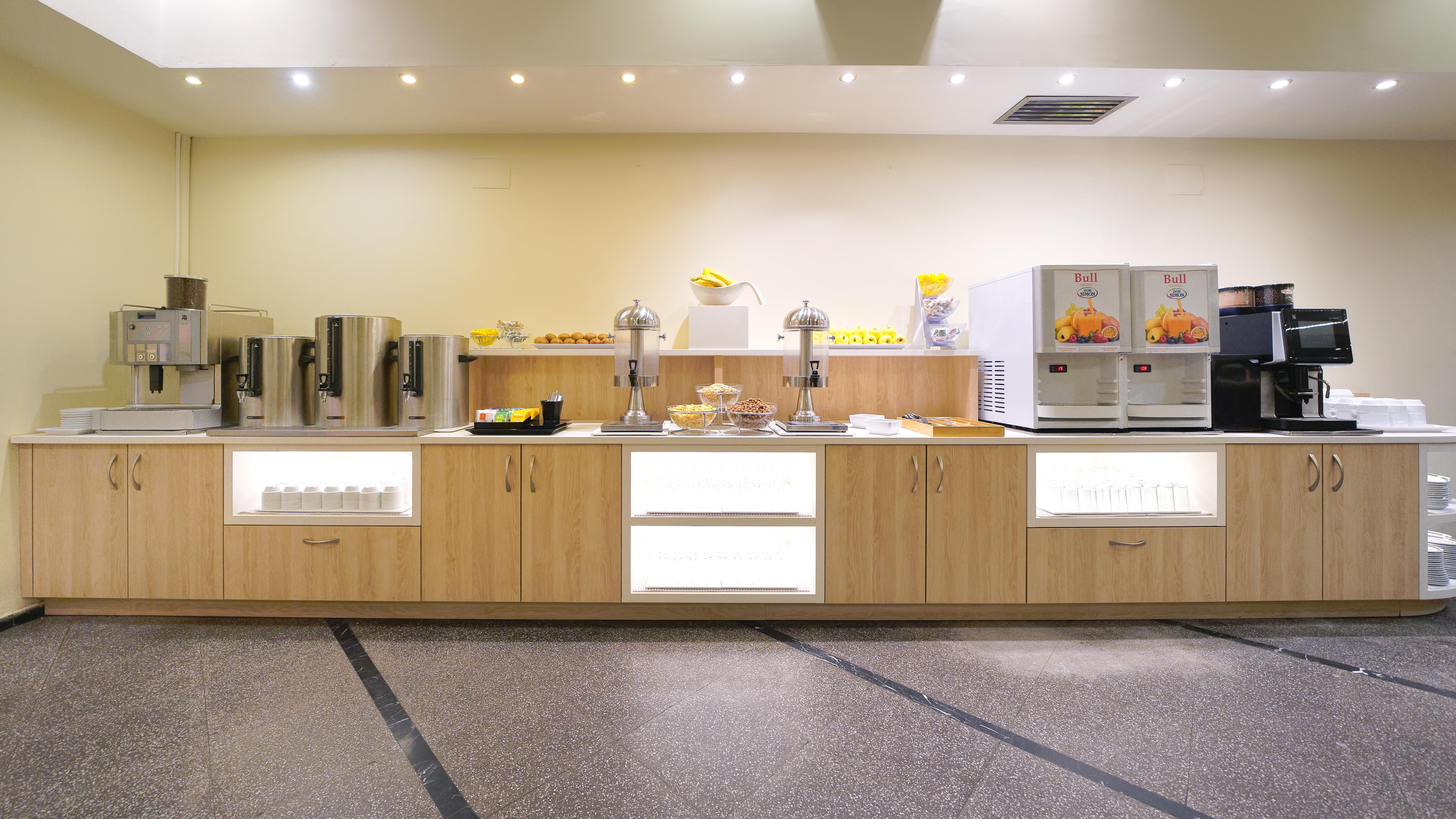 Bull Astoria Hotel 3*