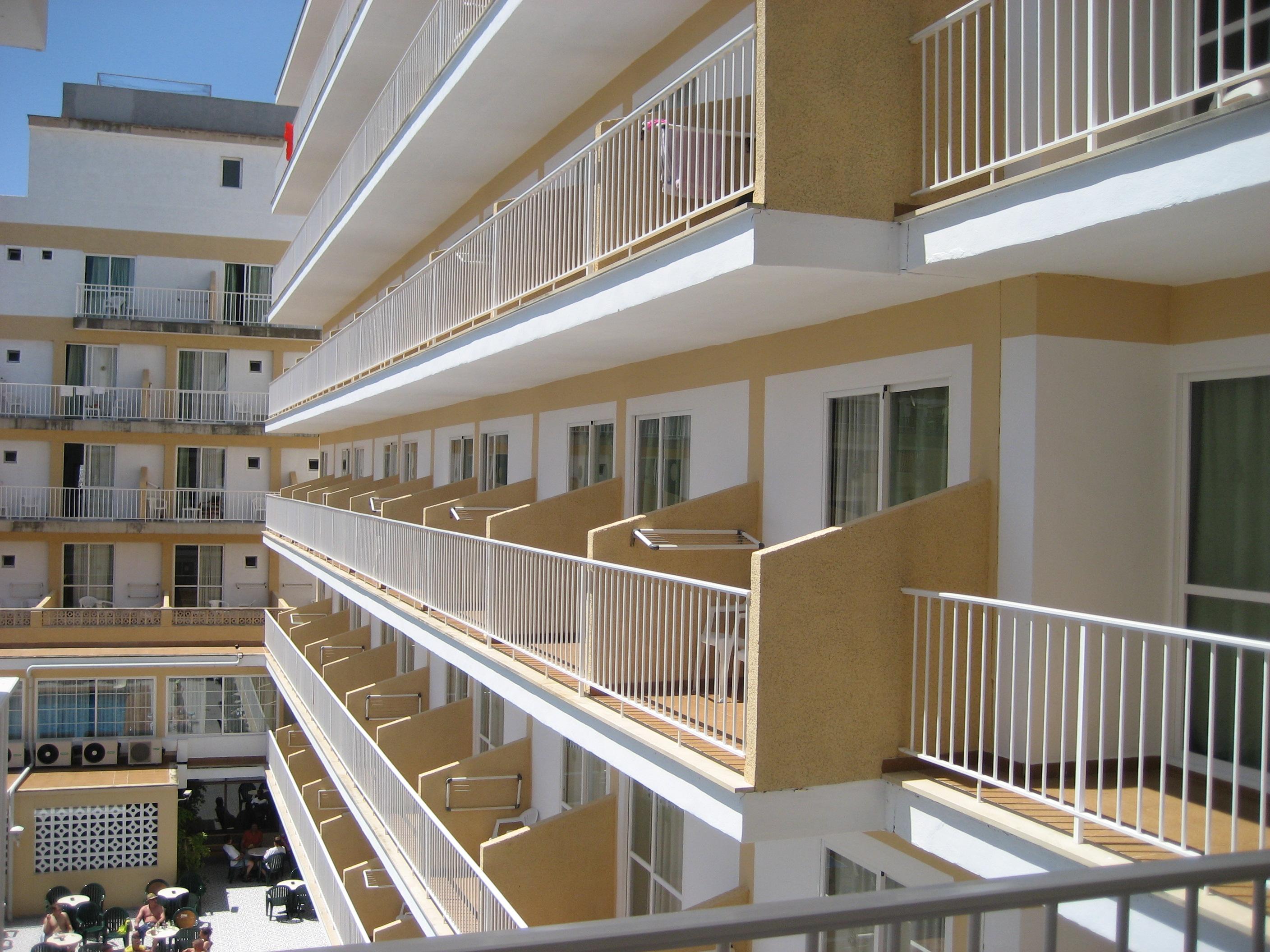 Hotel Riutort 3*