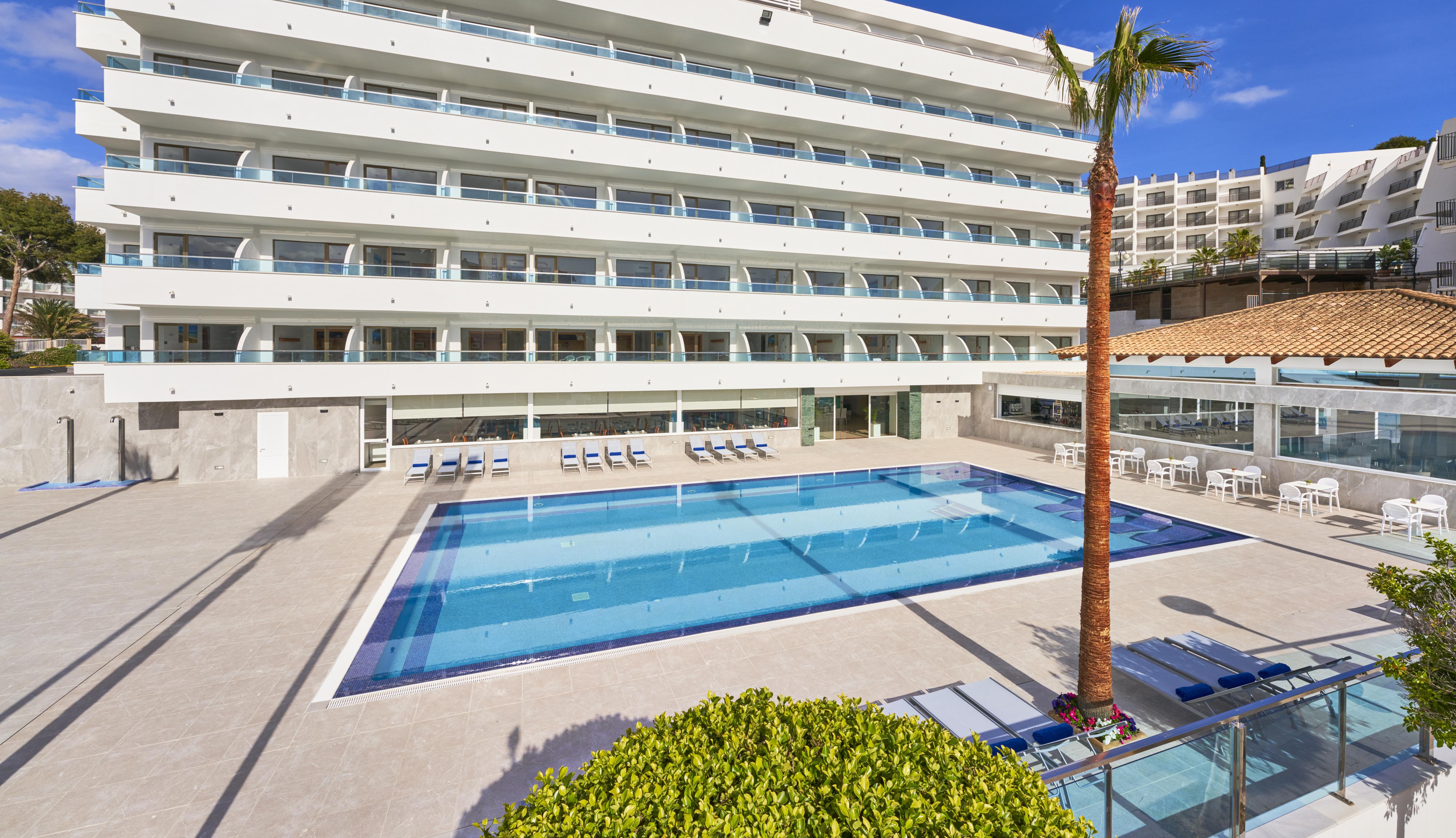 Globales Torrenova (adults Only) 3*