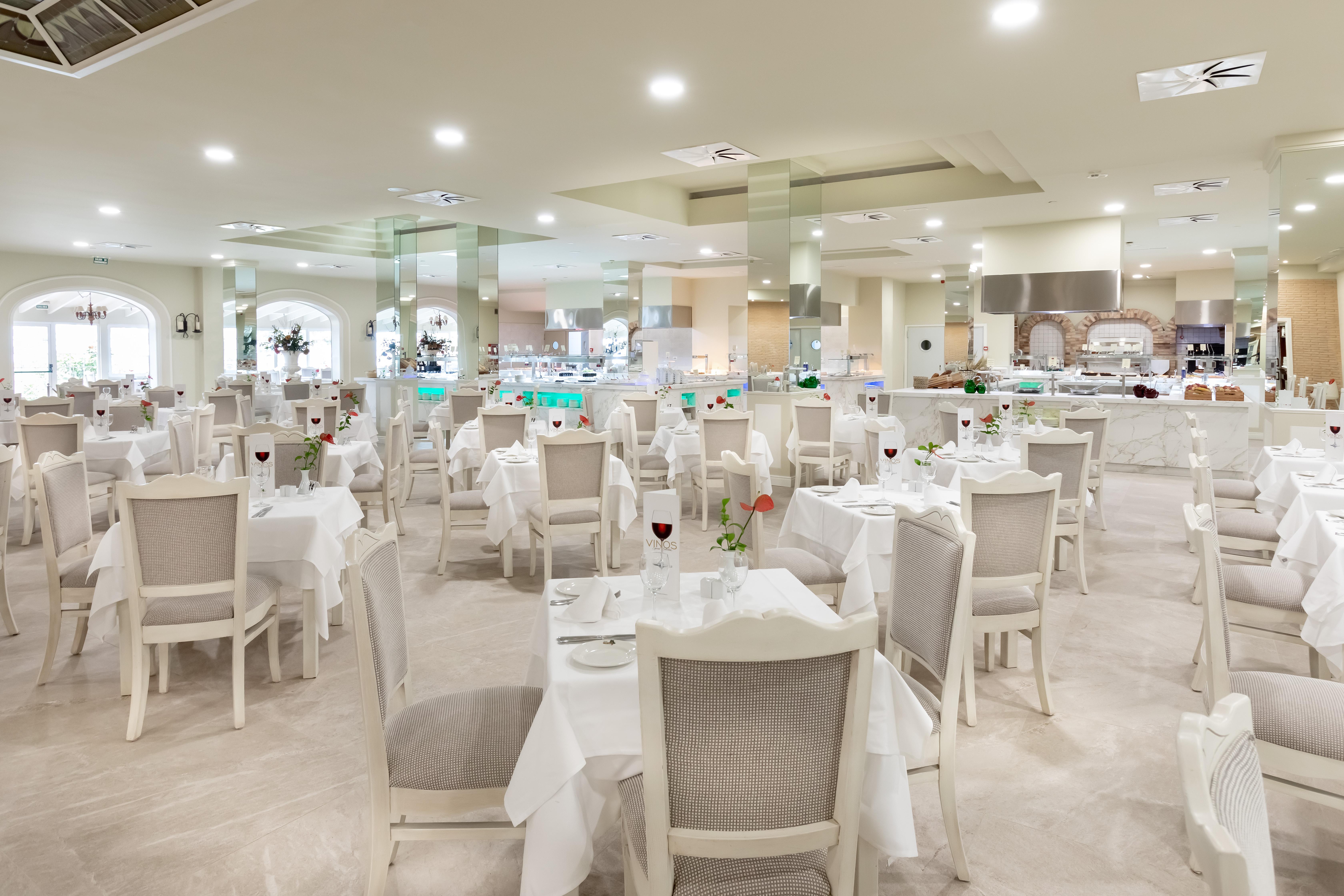 Hotel Riu Garoé