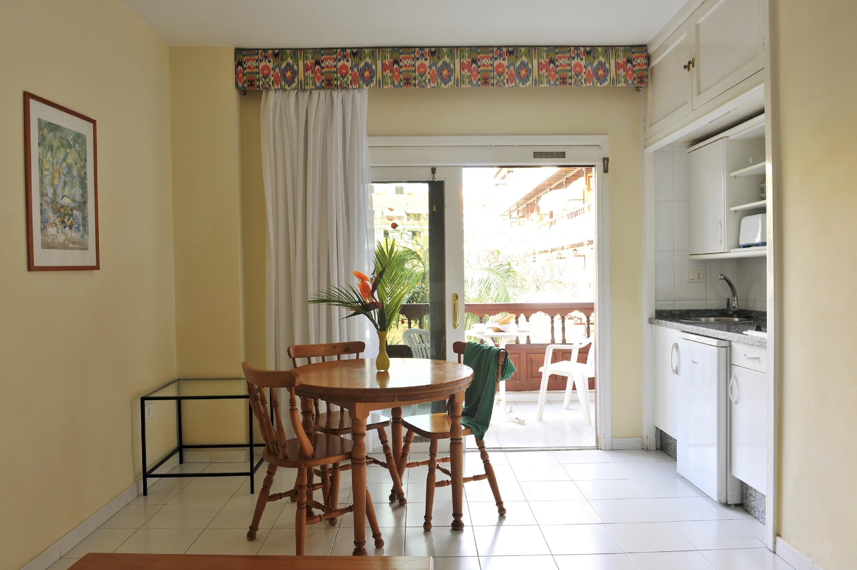 Coral Teide Mar Aparthotel 3*