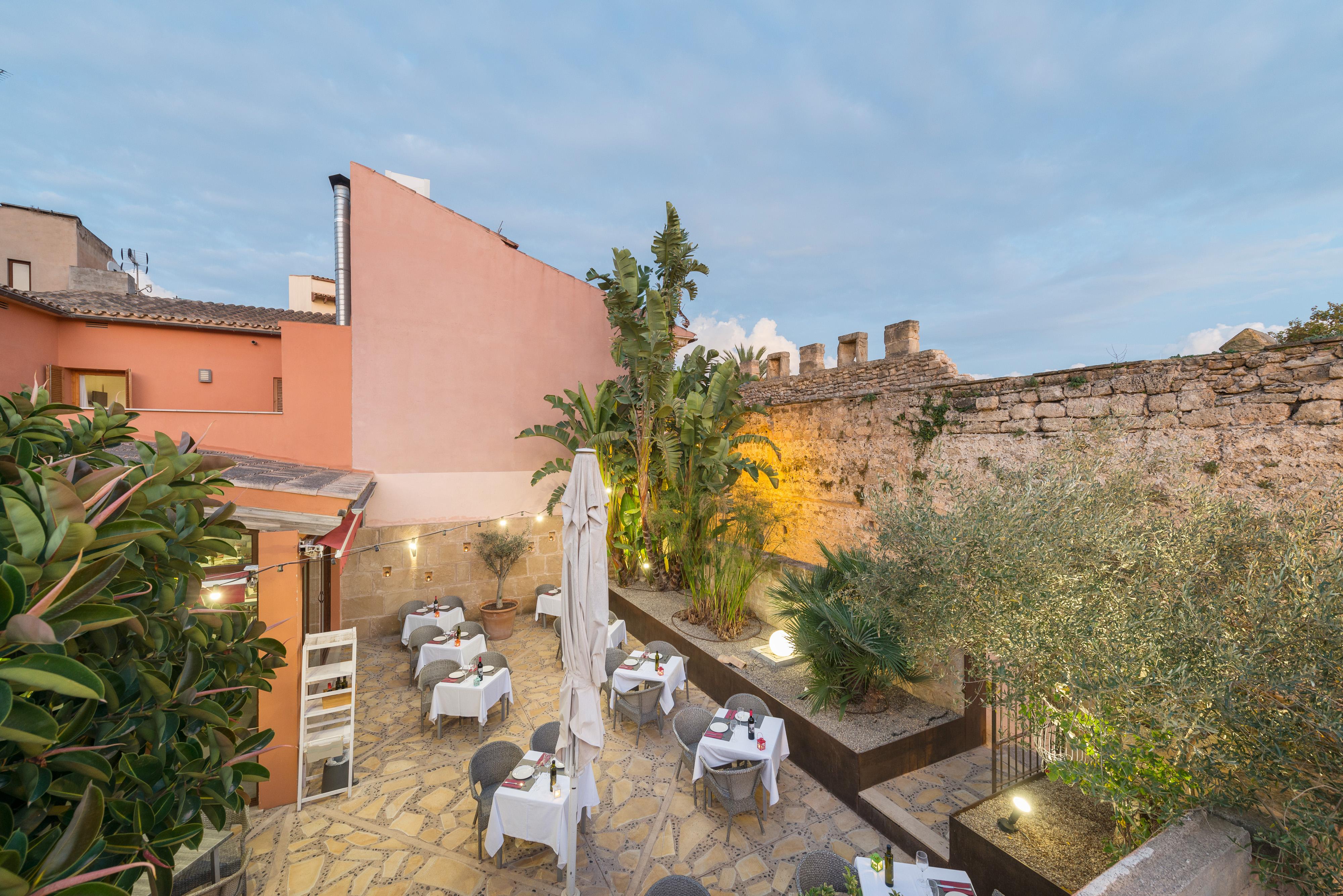 Hotel Petit - Turismo De Interior 4*