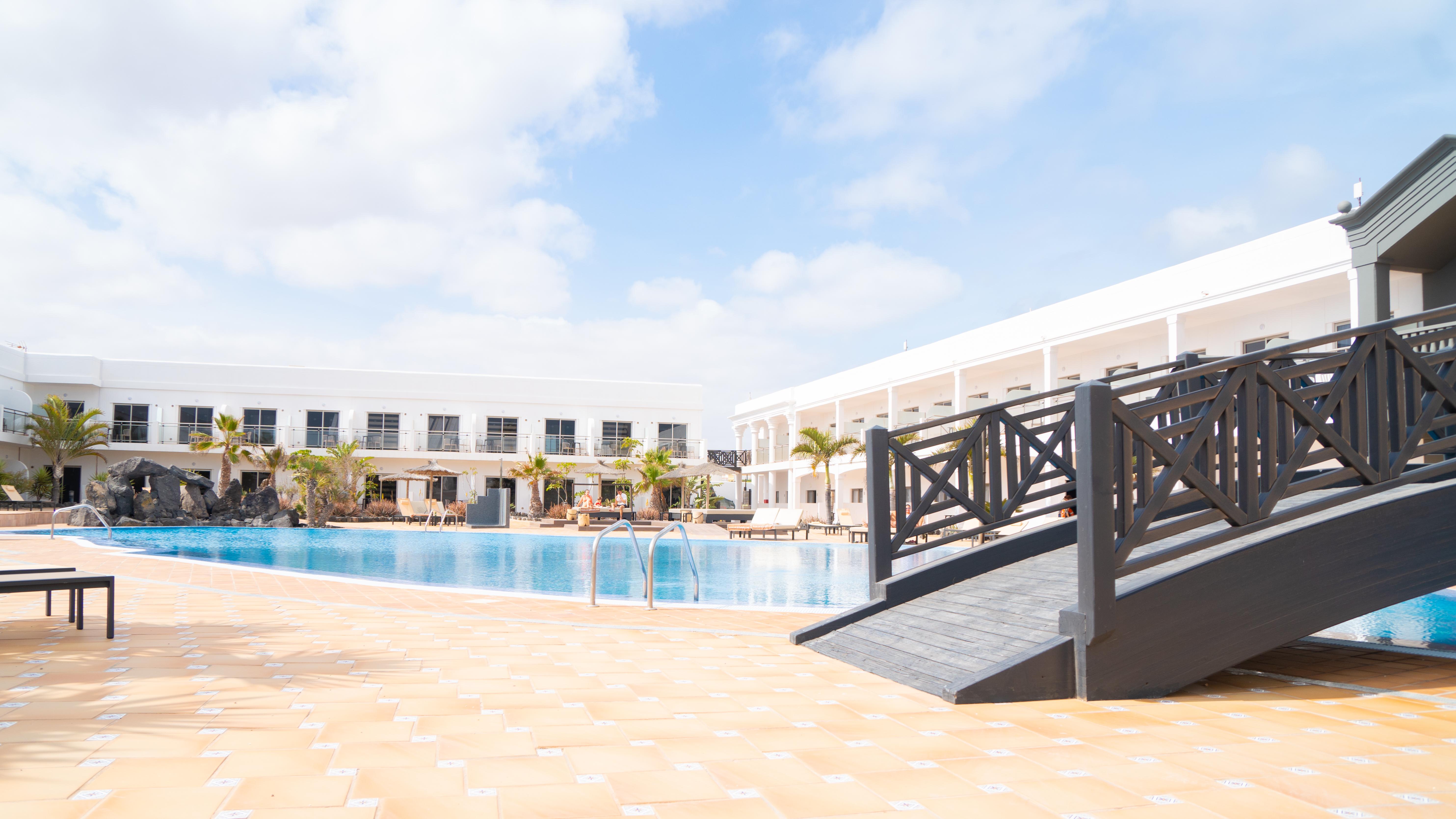 Hotel Coral 4*
