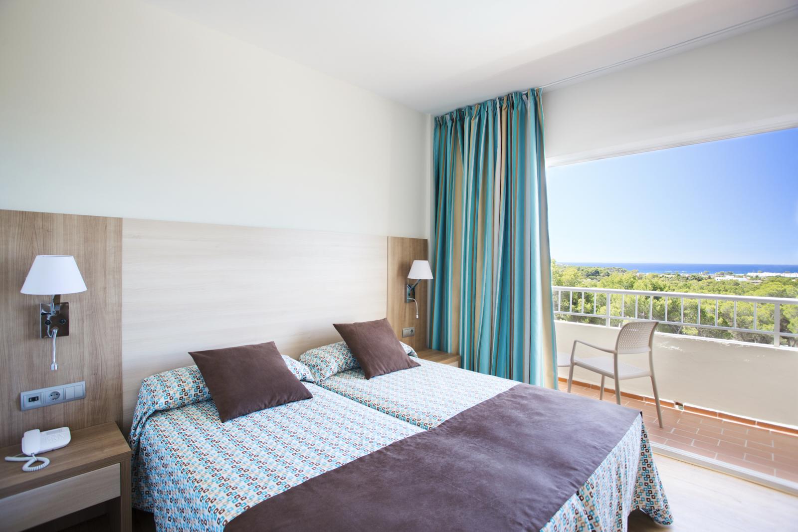 Invisa Ereso 3*