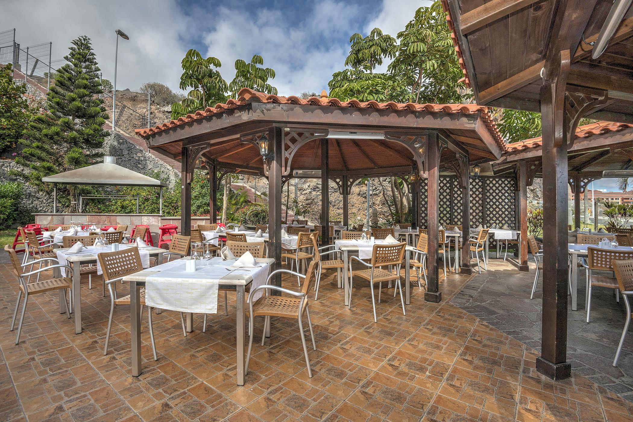 Hovima Jardin Caleta Hotel 3*