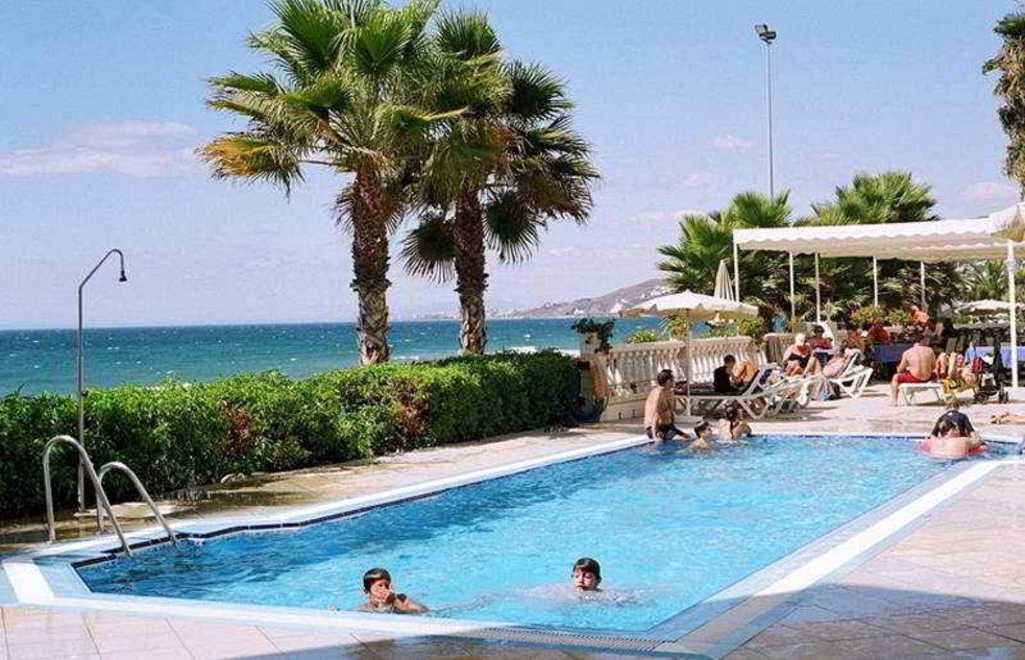 Hotel Perla Marina 4*
