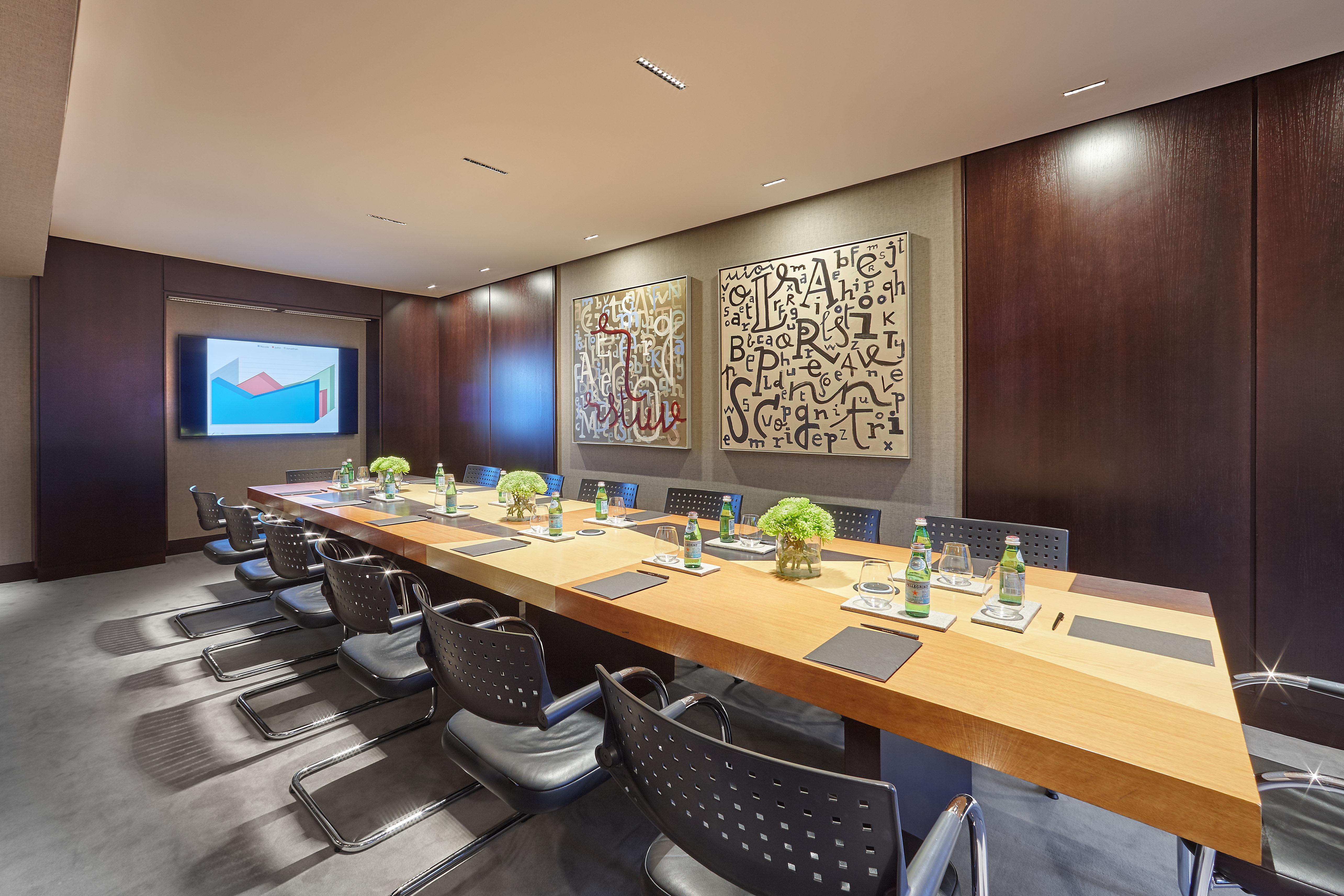 The Artist Grand Of Art Hotel 5*