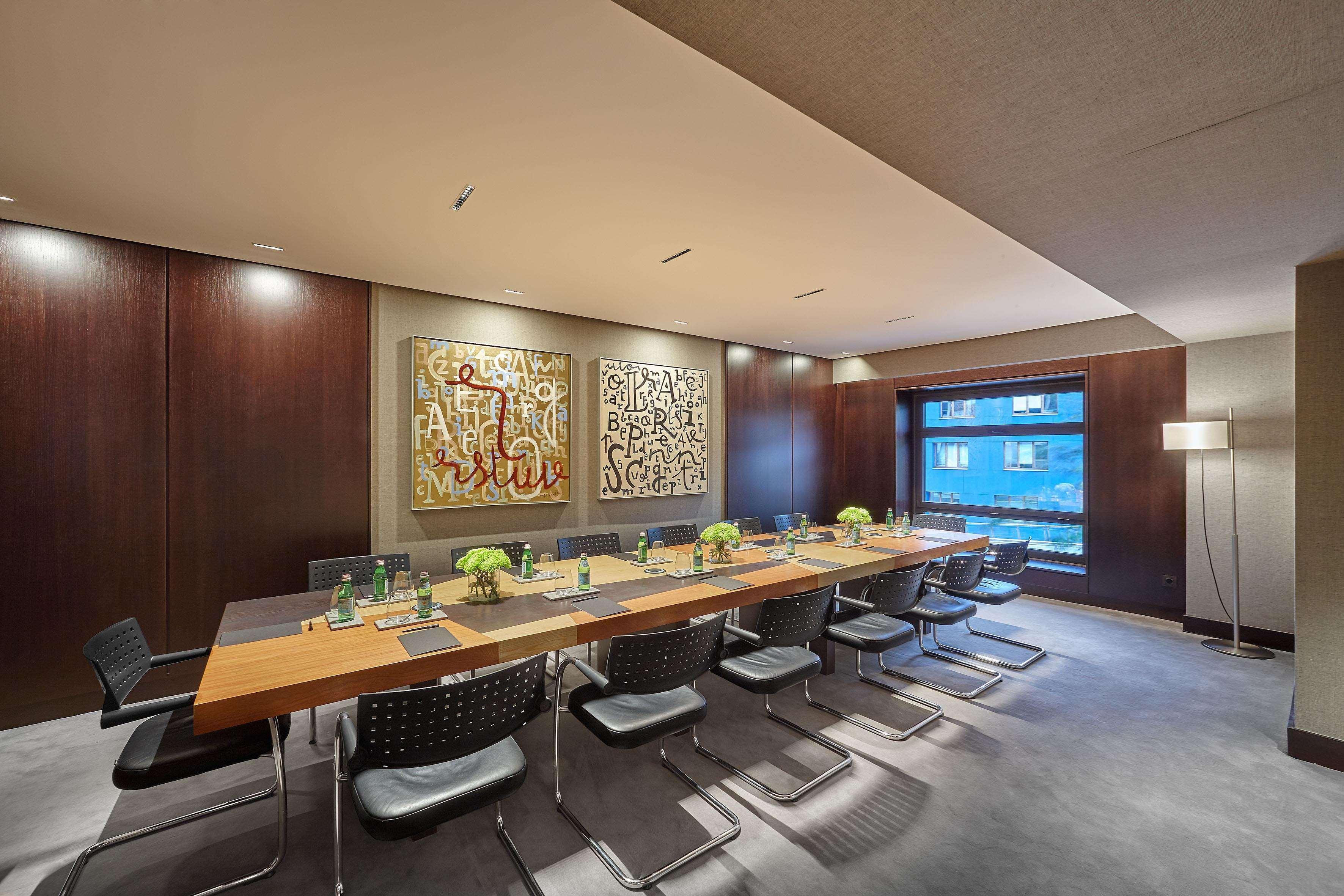 The Artist Grand Of Art Hotel Bilbao
