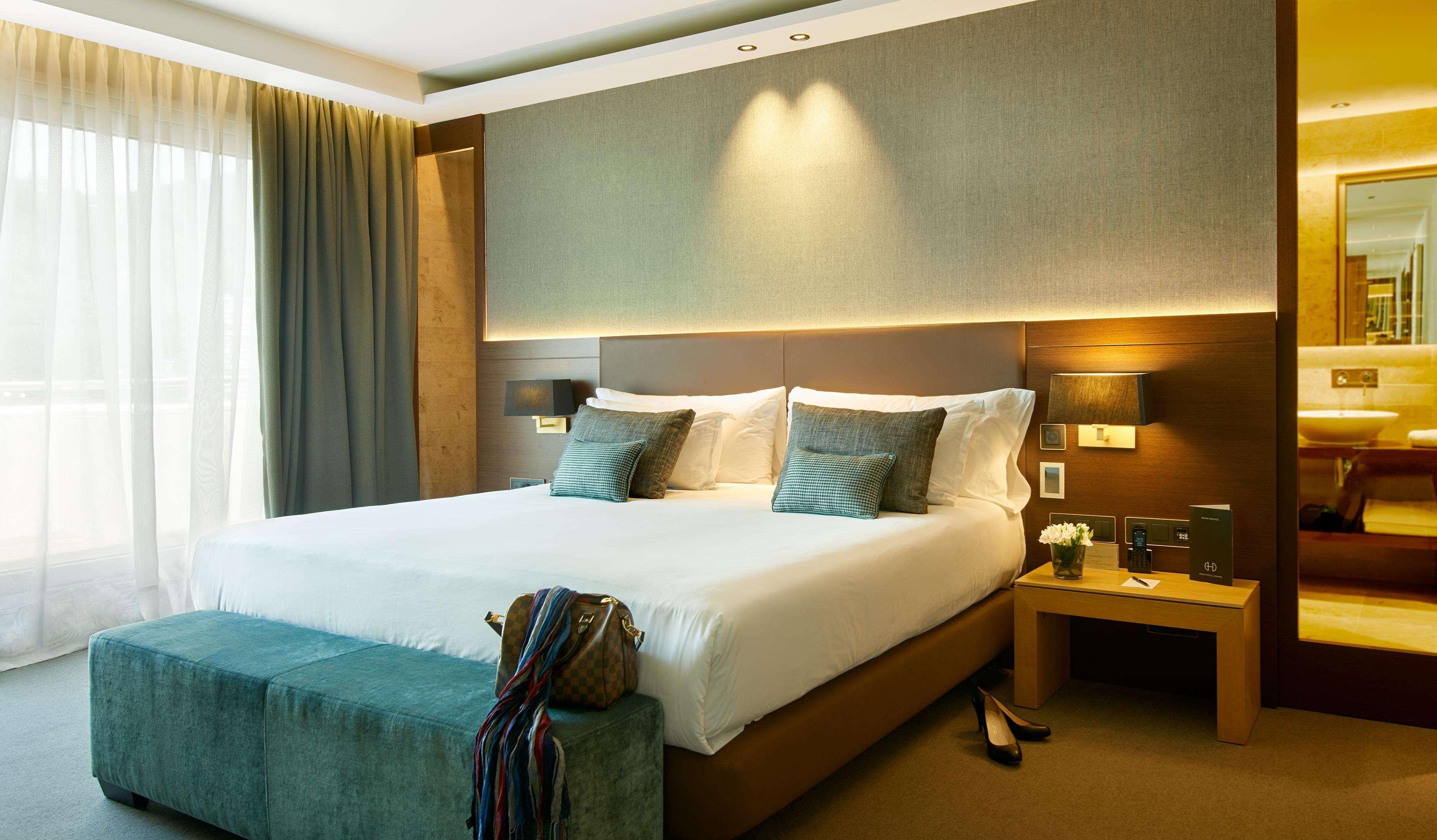 The Artist Grand Of Art Hotel 5*