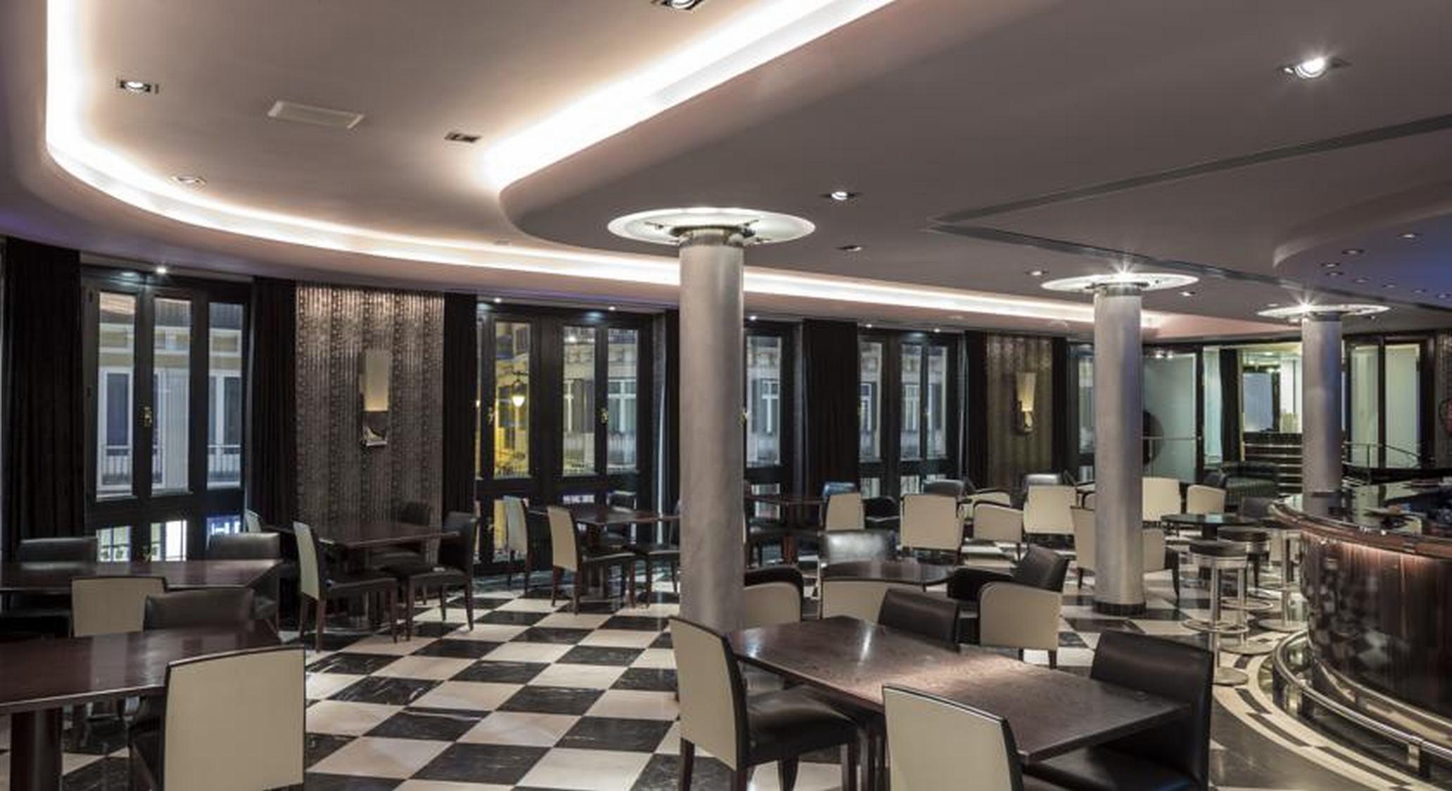 Mate Larios Hotel 4*